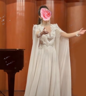 白色民族声乐礼服主持人重工独唱艺考古筝二胡琵琶水袖 演出服缎面