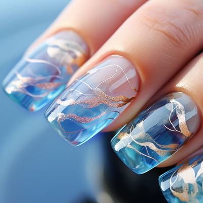 欧美中长款欧方型清凉蓝色晕染美甲金箔线条穿戴甲nails