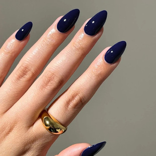 nails 简约深邃海蓝气质显白短款 杏仁甲欧美ins风美甲press