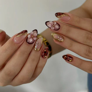 立体鎏金波纹浓郁红棕花朵闪钻金珠显白欧美风可拆卸美甲30片