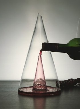 Glass Wine Decanter Fast Waterfall Pyramid Whiskey Seperator