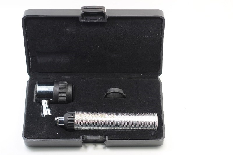 Good Quality Professional Dermatoscope Set Visual Acuity Exa
