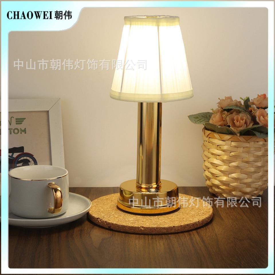 跨境款抖音网红灯床头氛围灯卧室简约布艺台灯创意装饰轻奢小夜灯