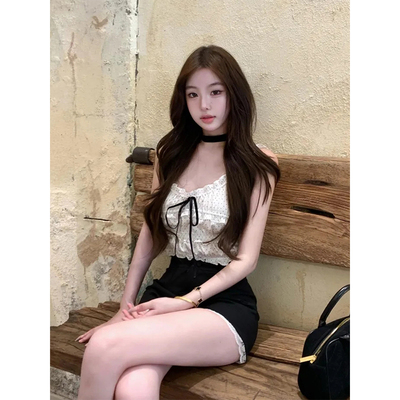 波点花边吊带背心a字短裤两件套