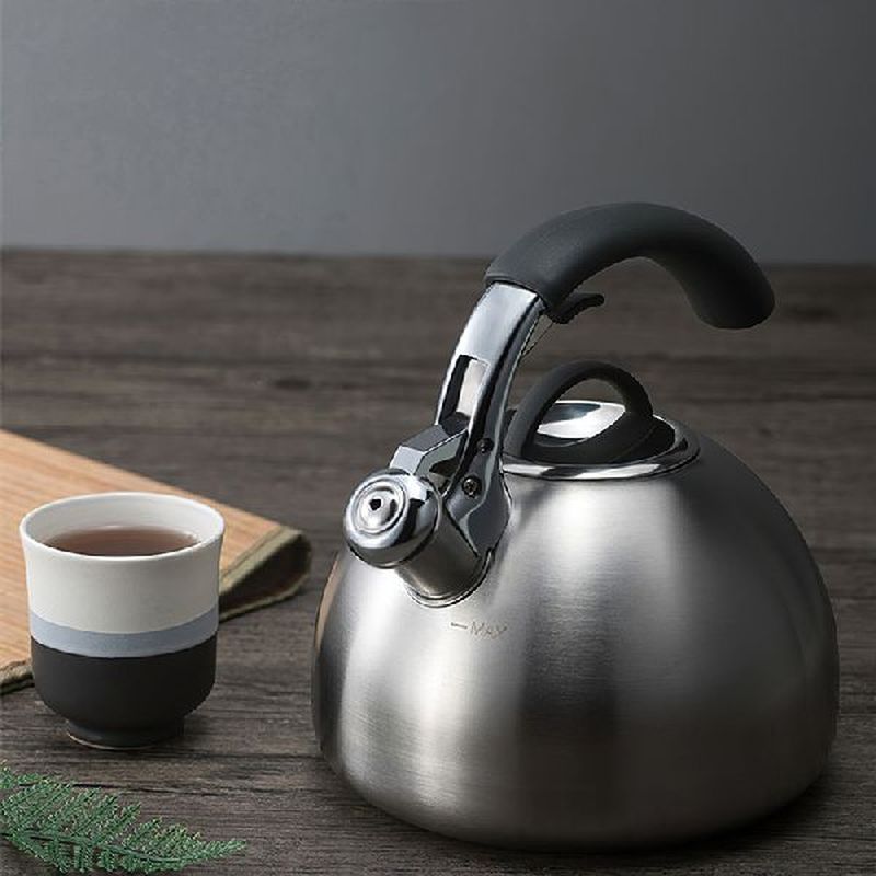 Whistling Kettle Large Teapot Boil Water 2.5L 304 Stainless