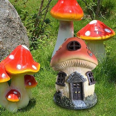 Solar Powered Mushroom Light Mushroom House Statue
