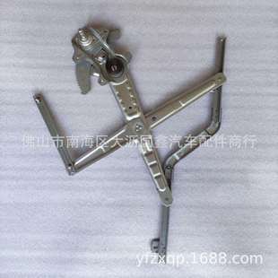 适用于五十铃NPR驾驶室车门玻璃升降器手动L4HK1货车卡车配件