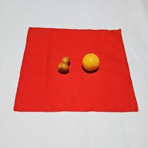 红色方巾正方形手工锁边
