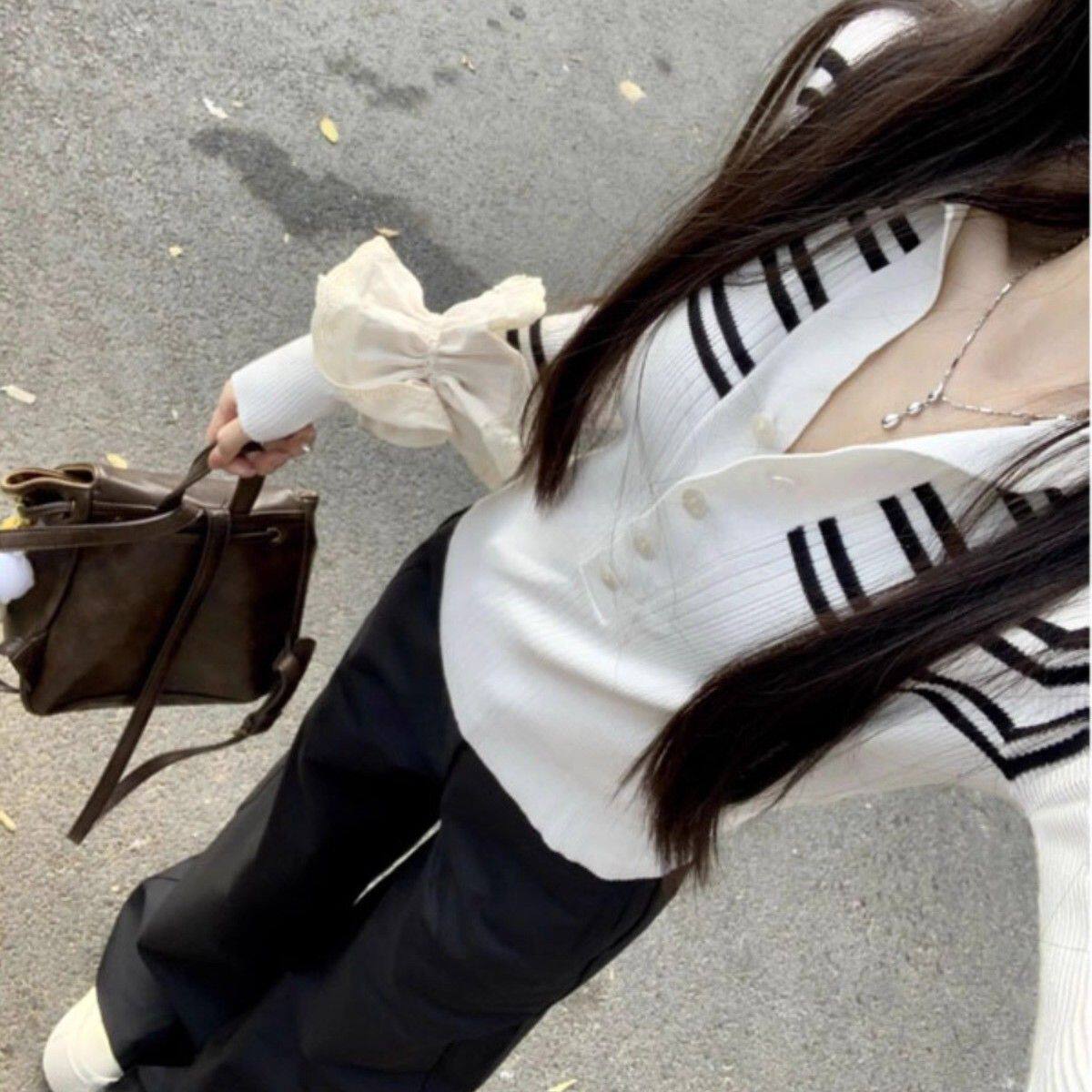 白色条纹polo领长袖针织衫女春秋季修身法式气质短款内搭打底上衣