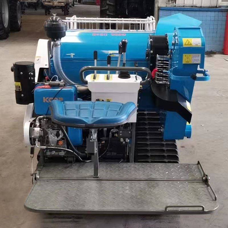 宏鑫履带式小麦收割脱粒机 能坐人的割麦机 脱粒干净小麦联合收割