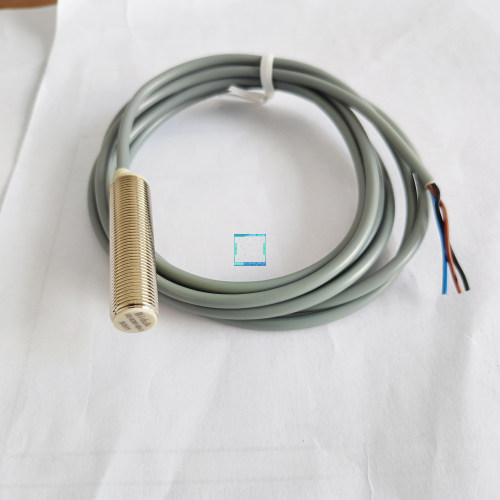 IBT18-LN15NA/LN15PA-D3Y2 IBT18-LS08NA/LN12NA-D3Y2/C45传感器