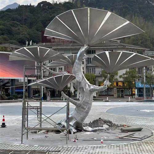 不锈钢雕塑定制大型户外城市园林建筑铁艺金属镜面拉丝发光摆件