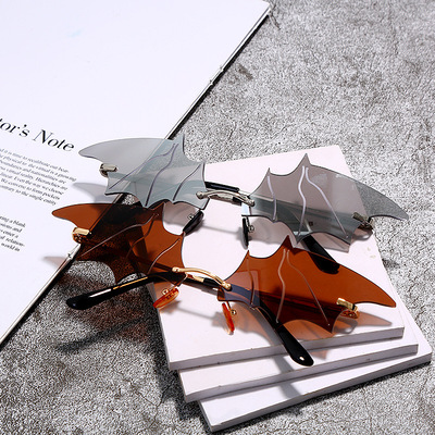 Luxury Fashion Fire Flame Sun Glasses Women Rimless Wave Su