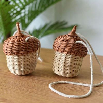 Straw Woven Bag Mini Strawberry Shape Contracted Design