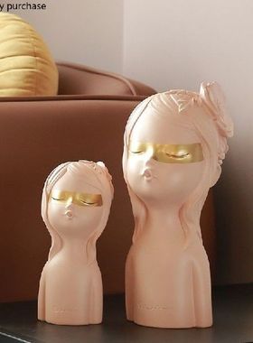 Modern Home Decoration Blindfolded Girl Figure Statue