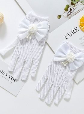 In winter, children's gloves keep warm春夏儿童白色蕾