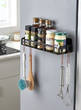 Rak Besi Tempa dengan Kait untuk Dapur Rumah Rak