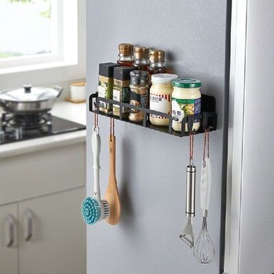 Rak Besi Tempa dengan Kait untuk Dapur Rumah Rak