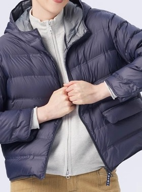 斯琴2023冬专柜正品炭灰色连帽落肩拉链宽松短款鹅绒服BCDS02049