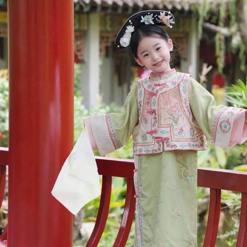 格格服女童汉服旗装马甲清朝女宝宝儿童旗袍裙套装外套刺绣连衣裙
