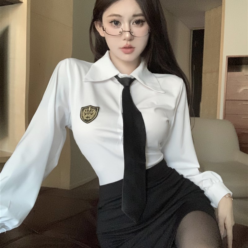 春秋韩版校服英伦学院风JK制服衬衫女装长袖设计感包臀裙两件套装