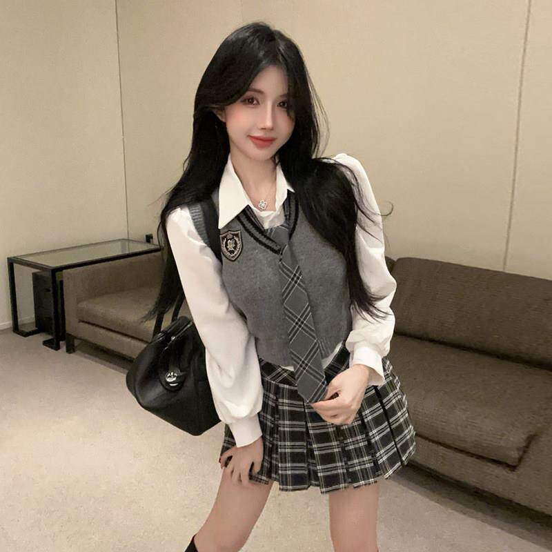 韩系减龄学院风套装领带内搭衬衫针织马甲背心格子短裙辣妹三件套