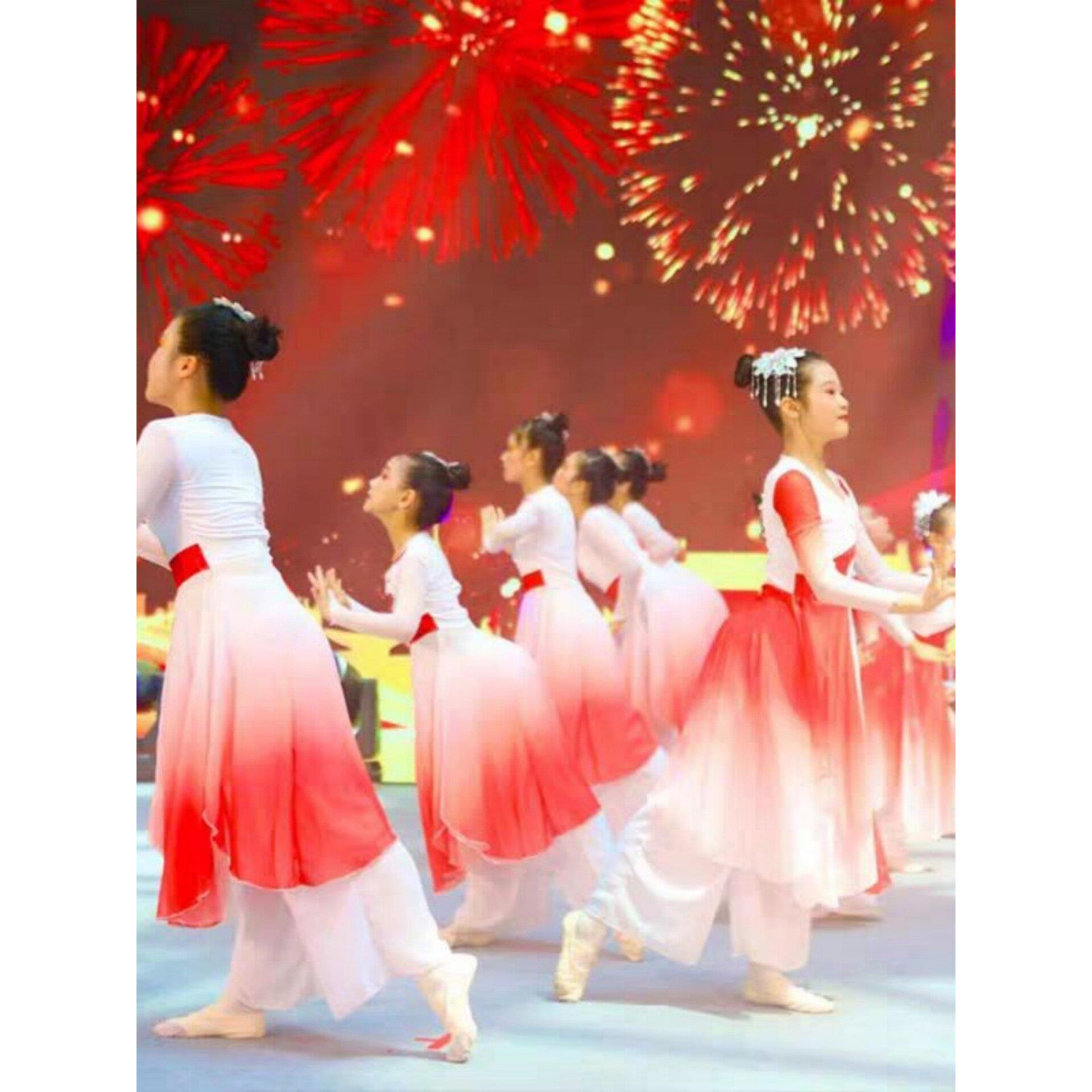 儿童合唱演出服中小学生灯火里的中国红色现代舞蹈服装万疆表演服