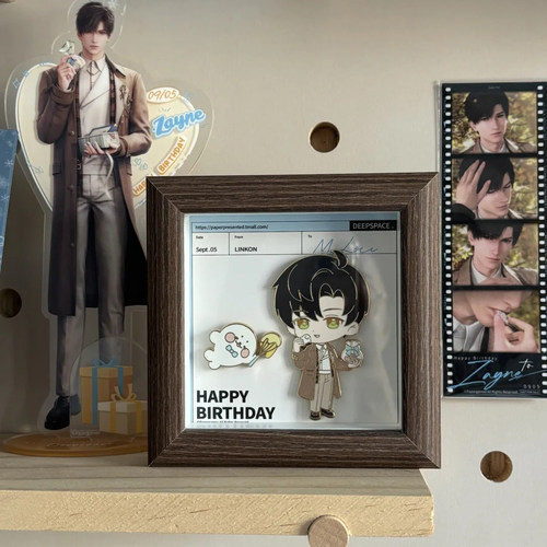 恋与深空黎深生日徽章周边收纳相框谷子吧唧徽章展示架方四寸相框