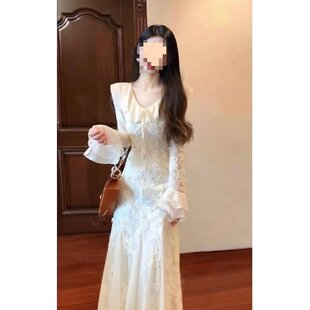 鱼尾裙早秋小个子穿搭连衣裙2025年秋冬新款入秋长裙白色裙子女装