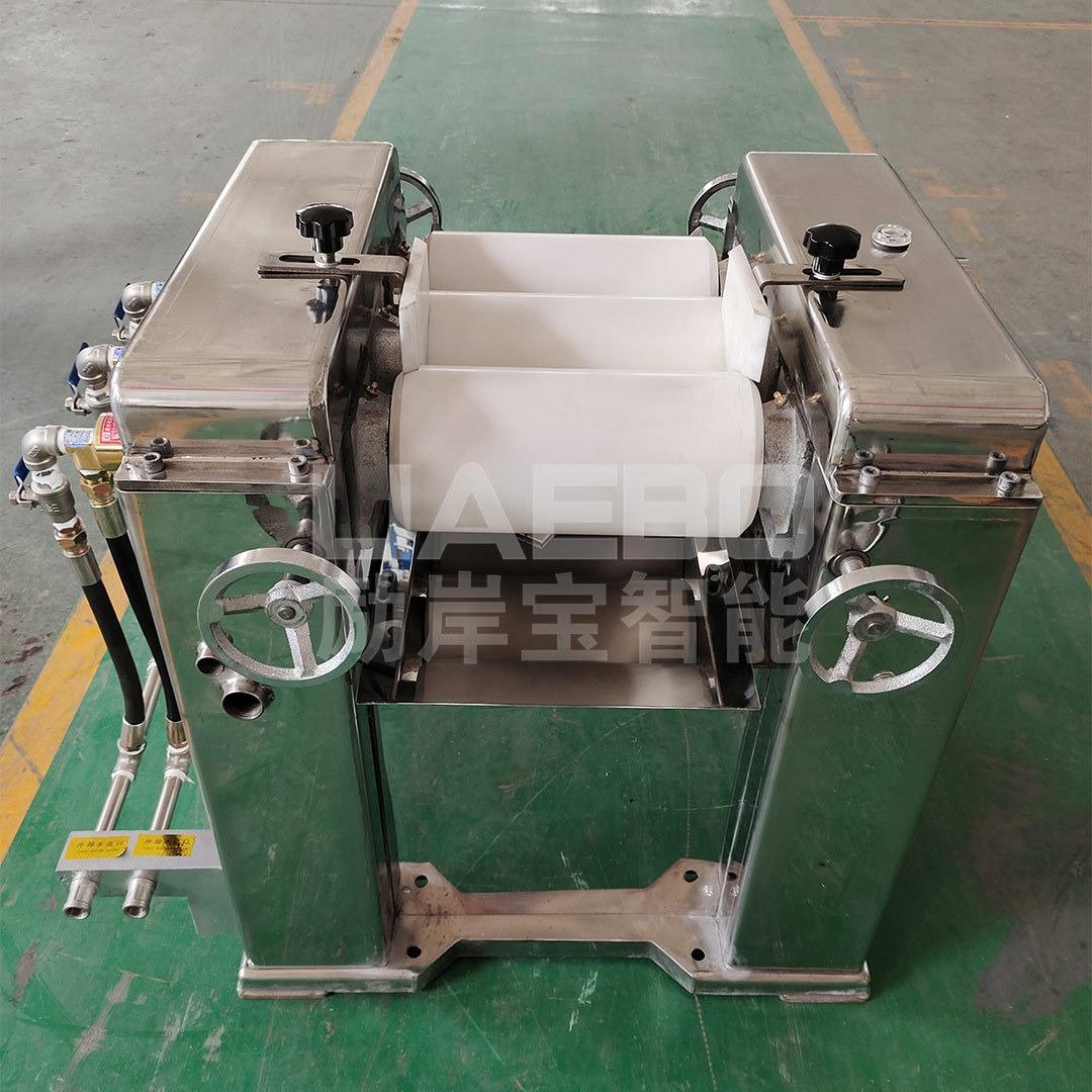 厂家直销 S50不BXQ锈钢陶三辊研磨机膏体研磨 机 瓷化妆品1研磨机