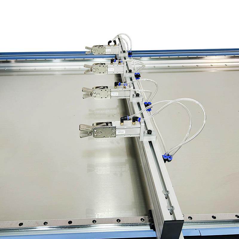 械无手拉料裁切剪机人造皮革229纺布裁机磁吸门帘不织布电脑切机