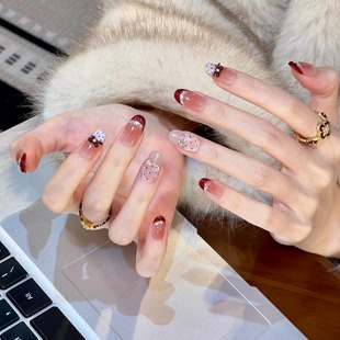 艺人红色法式 轻奢闪钻波点贵妇婚甲 显白猫眼出手工美甲穿戴甲短款