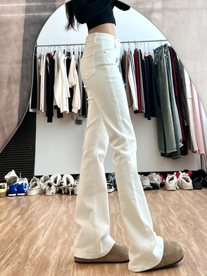 加绒加厚白色微喇牛仔裤女冬季2025新款小个子高腰显瘦修身喇叭裤