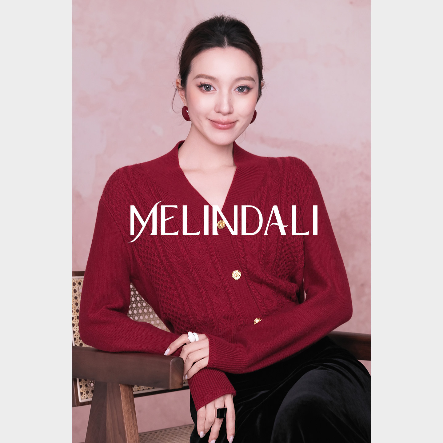 MELINDA LI【赫本衫】红色穿搭绵羊毛绞花毛衣青果领短款针织开衫