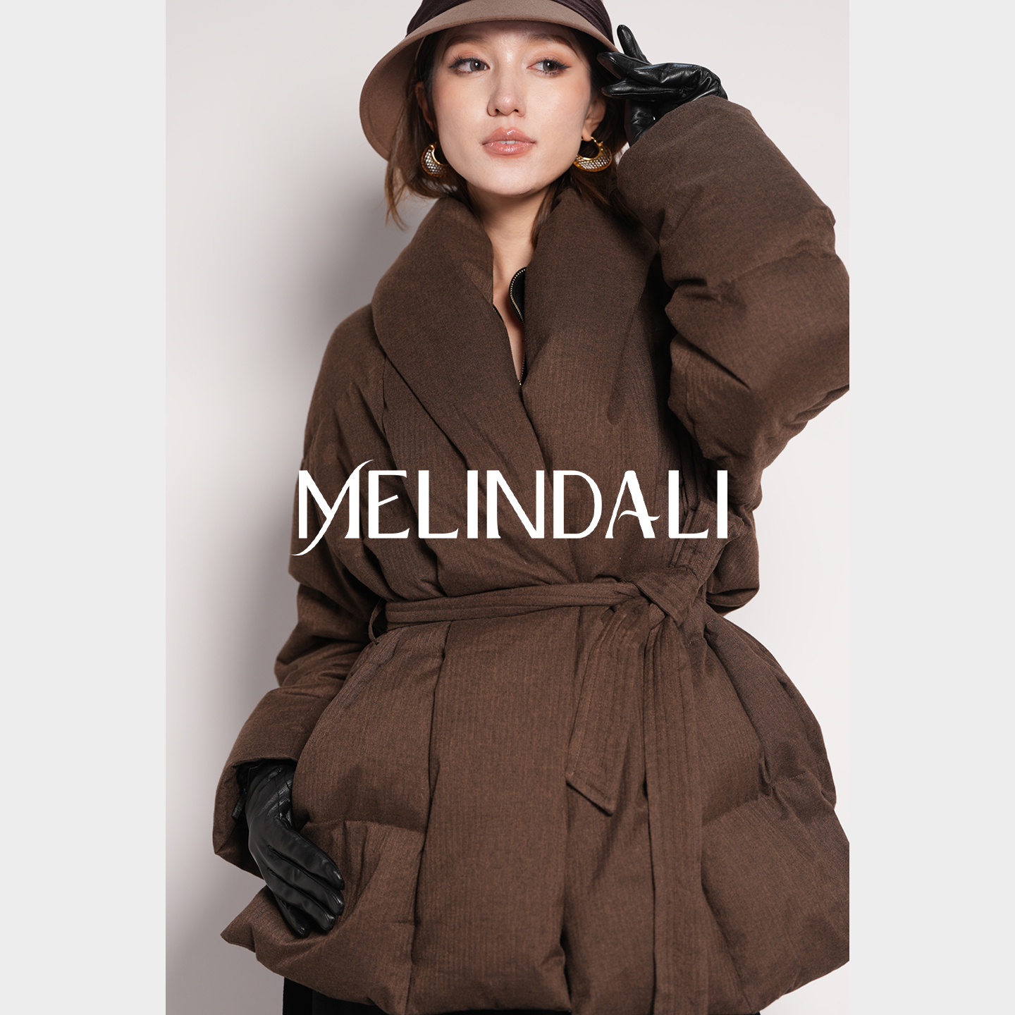 MELINDA LI【优雅贵绒】90鹅绒日本泷定高密防钻绒西装领羽绒服