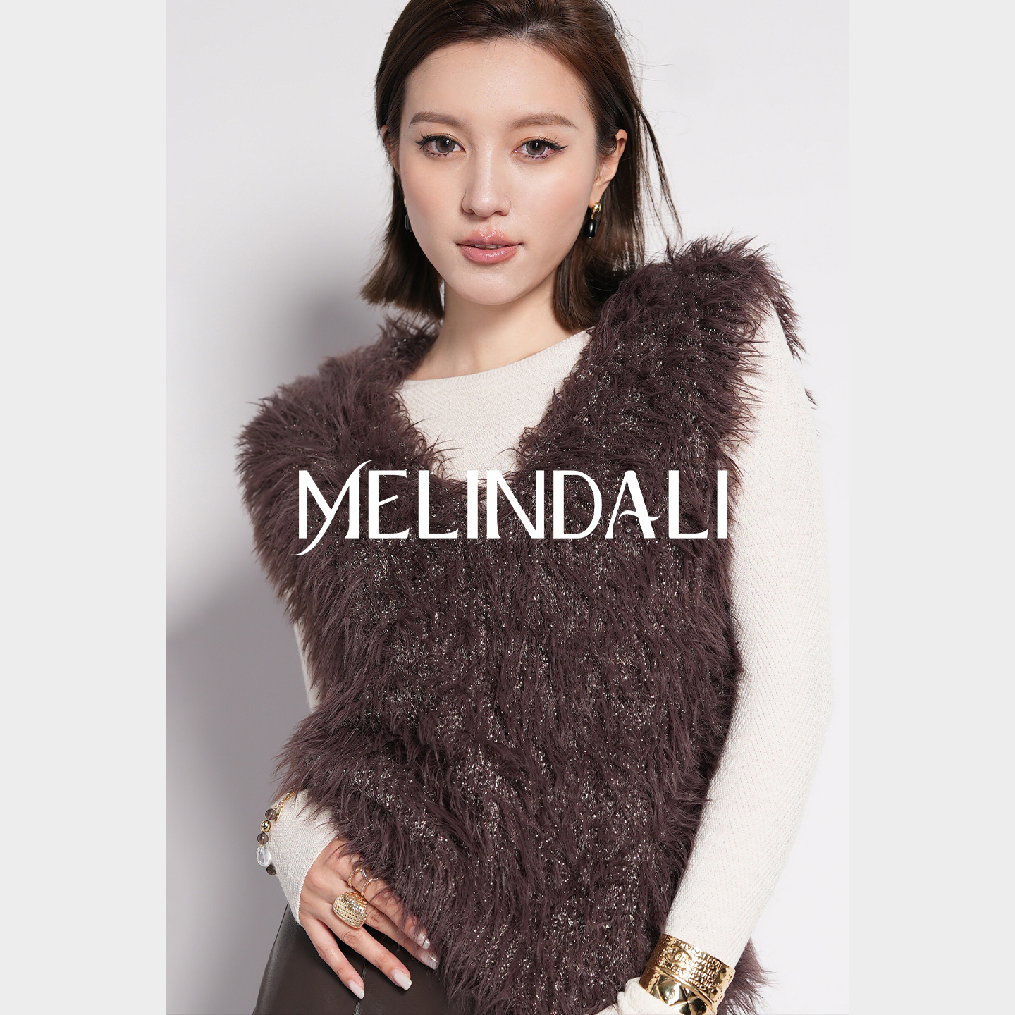 MELINDA LI【雪松】梦颖私服法式氛围感仿貂绒羽毛纱宽松毛衣背心