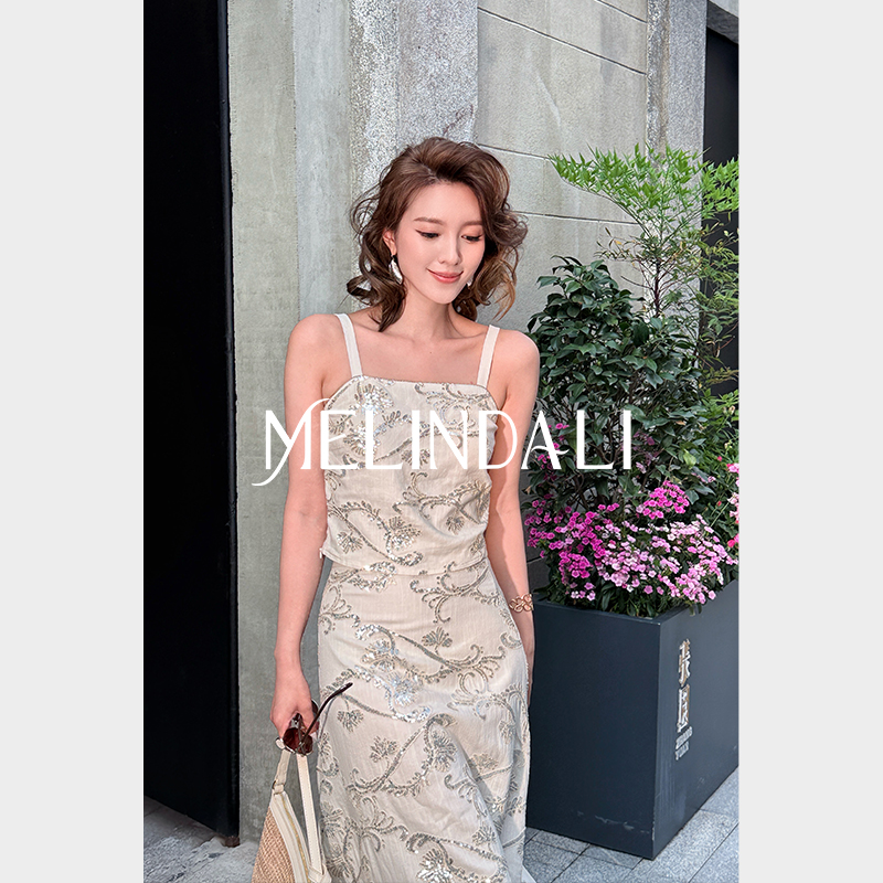 MELINDA LI【日光曲】法式人棉亚麻亮片显瘦吊带+高腰A摆半裙套装