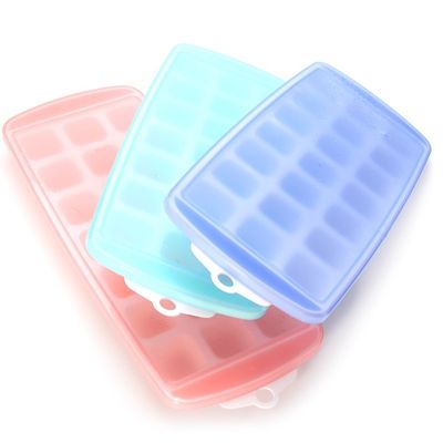 3-pack Silicone Ice Cube Trays With Spill-Resistant Removabl
