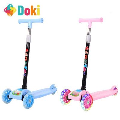 Kids Scooter Silent wheel Light up toys Wear resistant