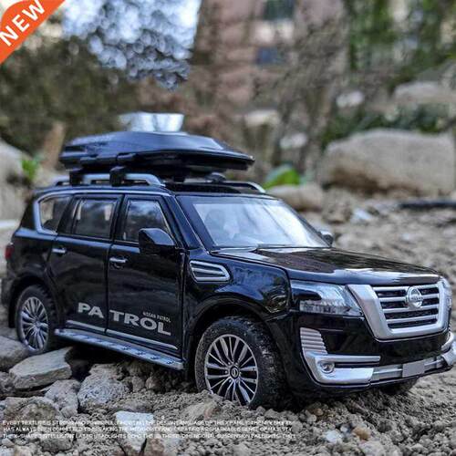 1/32 Nissan Patrol Off-road Vehicle Toy Car Model Alloy Diec