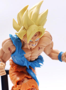 Japanese Anime Figure Fans Assault 50th Anniversary Commemor