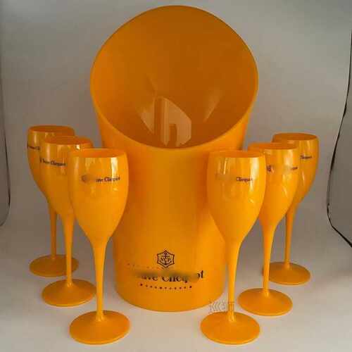 1 Ice bucket 6 Small Glass Party Coupes Cocktail Glass Champ