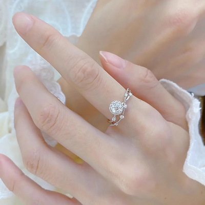 新品灿若星辰钻戒30分莫桑石小众