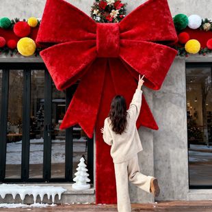 圣诞节新年超大蝴蝶结门头店铺橱窗装饰布置美陈挂饰打卡拍照背景