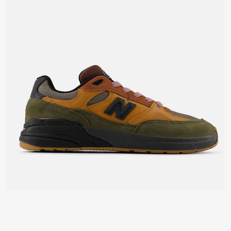 NEW BALANCE Mike Gigliotti x NB 933防滑耐磨 联名板鞋NM933LOT,运动鞋new,综合训练鞋/室内健身鞋,淘宝优惠券,粉丝福利购,淘宝优惠卷