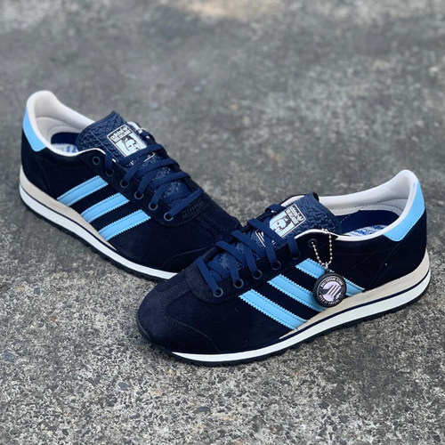 防滑耐磨联名跑鞋jr4877