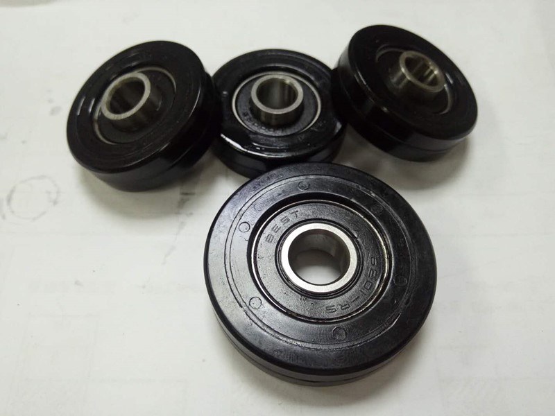 UMRV40UMRR50UMRW30URP20聚氨酯成形轴承 内圈突出型