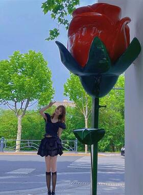 大型仿真玫瑰花玻璃钢雕塑橱窗摆件公园商场装饰婚礼店铺花艺装饰