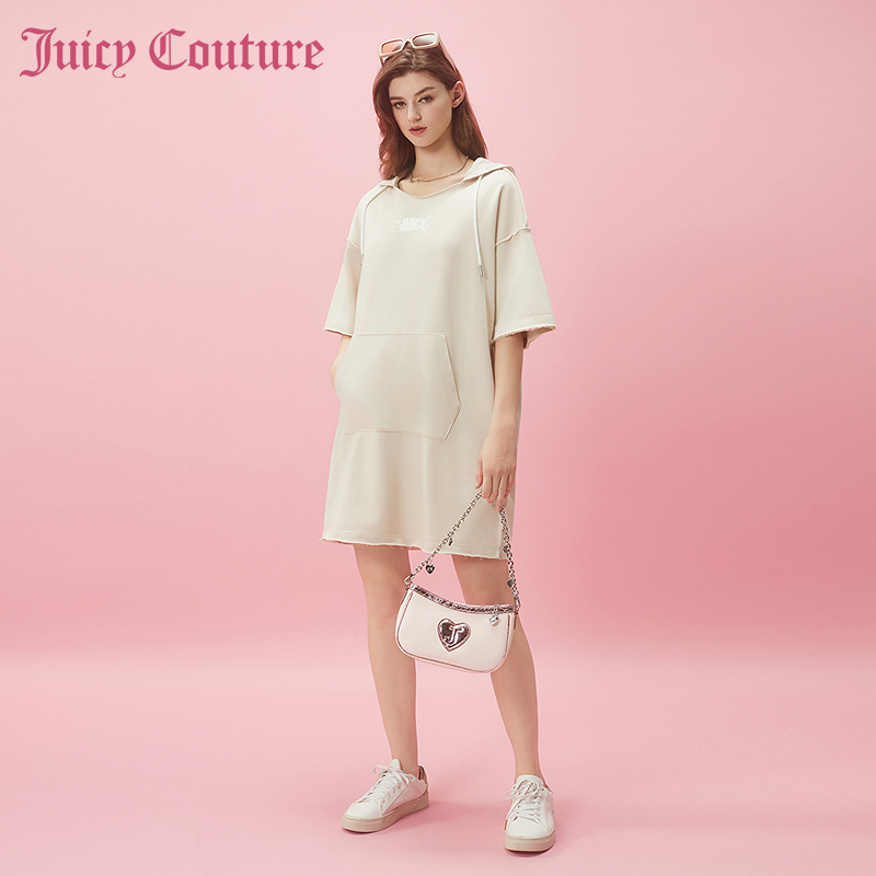 Juicy Couture橘滋2024早春日穿搭新款半糖奶油女印花连帽连衣裙