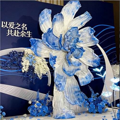渐变蓝色巨形褶皱纸艺花定制美陈
